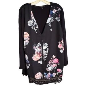 Signature Studio Woman Black Top